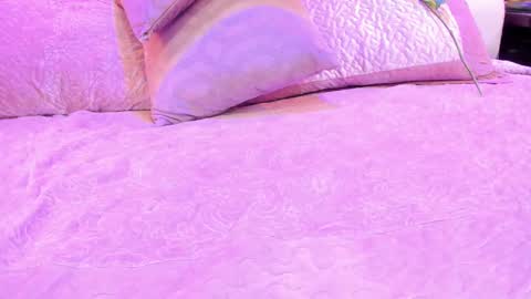 salome online show from March 8, 3:56 pm