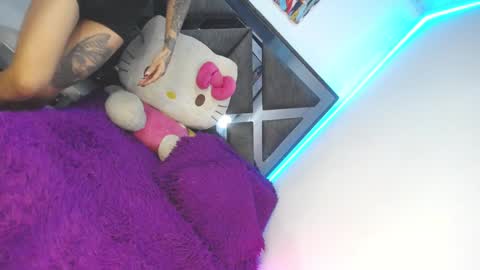 Snapshot of salo_hot01 chatting on January 24, 12:09 am SALO HOT online show from January 24, 12:09 am