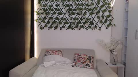 Salome online show from September 19, 2:51 pm