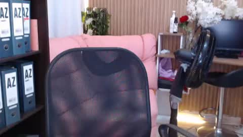Snapshot of salome_010 chatting on June 30, 11:44 am Salome online show from June 30, 11:44 am