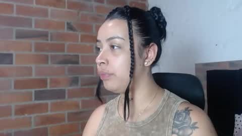 Snapshot of salome__hills chatting on May 24, 6:24 pm online show from May 24, 6:24 pm