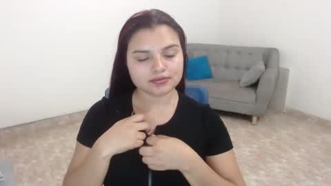 Snapshot of salome_gonzales_ chatting on February 5, 7:31 pm Salome online show from February 5, 7:31 pm