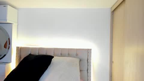 Snapshot of salome_heistt chatting on September 28, 6:19 am sara online show from September 28, 6:19 am