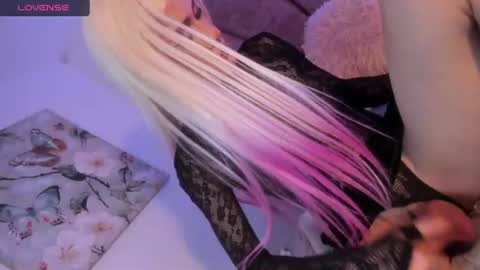 Snapshot of salome_saenz666 chatting on June 18, 12:55 am salome_saenz666 online show from June 18, 12:55 am