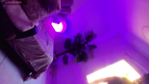 Snapshot of salome_saenz666 chatting on July 15, 6:46 pm salome_saenz666 online show from July 15, 6:46 pm