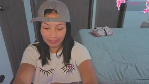 Salome  online show from April 30, 4:30 am