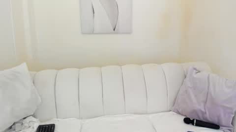 Salome velour online show from February 14, 11:51 am