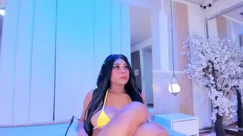 Snapshot of salomebenz_01 chatting on July 27, 9:00 pm Salome benz online show from July 27, 9:00 pm