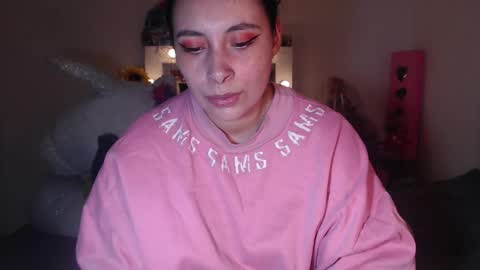 Snapshot of salomefox2 chatting on December 7, 4:31 am yenny online show from December 7, 4:31 am