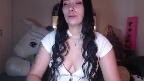 Snapshot of salomefox2 chatting on December 23, 4:12 am yenny online show from December 23, 4:12 am