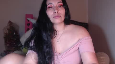 Snapshot of salomefox2 chatting on February 5, 7:07 am yenny online show from February 5, 7:07 am