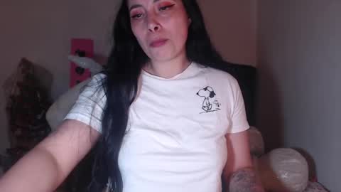 Snapshot of salomefox2 chatting on February 7, 4:27 am yenny online show from February 7, 4:27 am