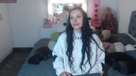 Snapshot of salomefox2 chatting on September 22, 4:25 am yenny online show from September 22, 4:25 am