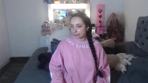 Snapshot of salomefox2 chatting on September 23, 4:26 am yenny online show from September 23, 4:26 am