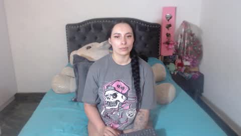 Snapshot of salomefox2 chatting on October 11, 4:33 am yenny online show from October 11, 4:33 am