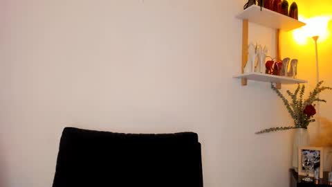 Snapshot of salomekross_ chatting on February 26, 7:53 am Salome Kross online show from February 26, 7:53 am