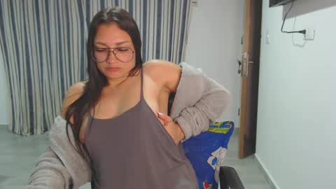 Snapshot of salomesaints chatting on January 26, 3:06 am salome online show from January 26, 3:06 am