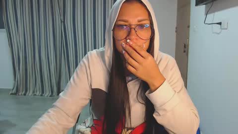 Snapshot of salomesaints chatting on February 10, 1:03 am salome online show from February 10, 1:03 am