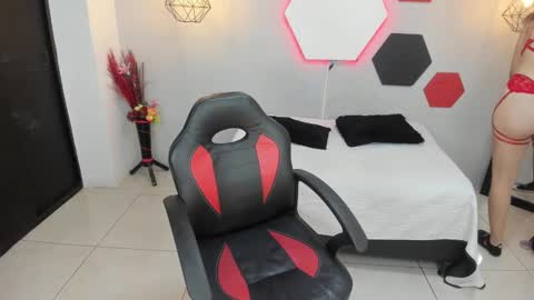 martina online show from February 9, 3:53 am