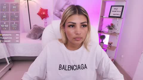 Snapshot of saloomee__ chatting on February 17, 5:53 pm SALOME online show from February 17, 5:53 pm