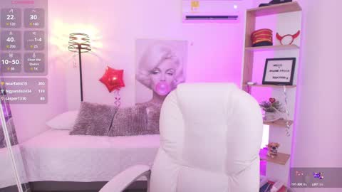 Snapshot of saloomee__ chatting on February 18, 2:59 pm SALOME online show from February 18, 2:59 pm