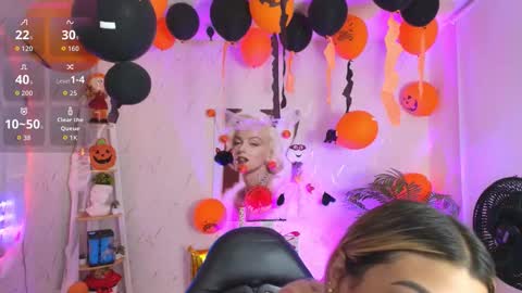 Snapshot of saloomee__ chatting on October 27, 11:25 am SALOME online show from October 27, 11:25 am