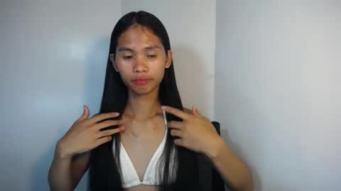 Snapshot of salsallera69x chatting on April 17, 5:27 pm salsallera69x online show from April 17, 5:27 pm