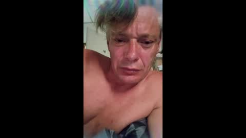 Snapshot of salsapaulus chatting on February 10, 8:40 am salsapaulus online show from February 10, 8:40 am