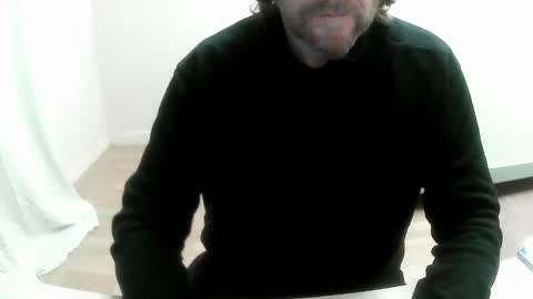 Snapshot of saltimbanquier chatting on December 8, 11:14 am Saltimbanquier Salt ou Banquier online show from December 8, 11:14 am