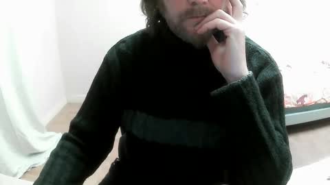 Snapshot of saltimbanquier chatting on January 31, 12:51 pm Saltimbanquier Salt ou Banquier online show from January 31, 12:51 pm