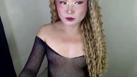 Snapshot of salumisabato69 chatting on October 13, 5:40 am anasthasia online show from October 13, 5:40 am