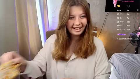 Snapshot of salut_love chatting on July 5, 12:34 pm Ruby online show from July 5, 12:34 pm
