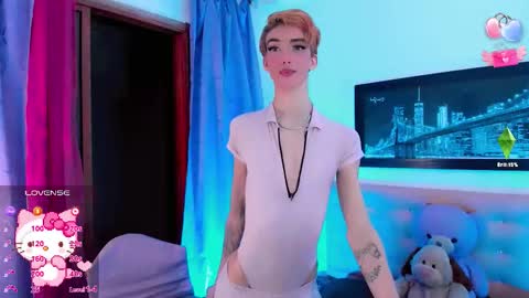 Snapshot of salvatore_boom chatting on September 18, 6:59 am salvatore_boom online show from September 18, 6:59 am