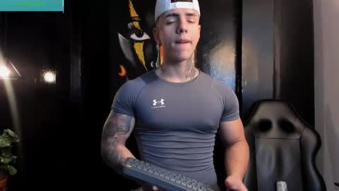 SALVATORE online show from December 1, 5:40 pm