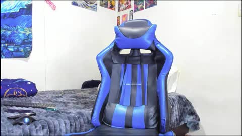 Snapshot of salvatore_dereck chatting on October 9, 12:52 am online show from October 9, 12:52 am