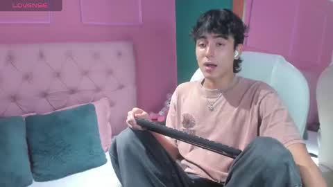 salvatore  online show from December 6, 9:46 pm