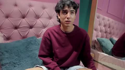 salvatore  online show from December 13, 8:15 pm