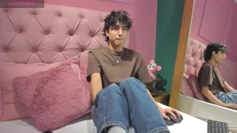 salvatore  online show from January 14, 9:41 pm