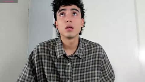 salvatore_montt online show from March 1, 9:48 pm