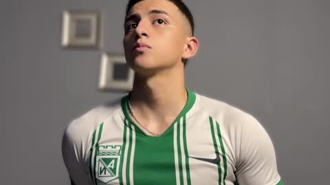 Salvatore online show from January 17, 3:00 am