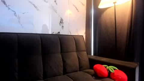 Snapshot of sam_cherry69 chatting on June 14, 2:41 pm Samy cherry online show from June 14, 2:41 pm