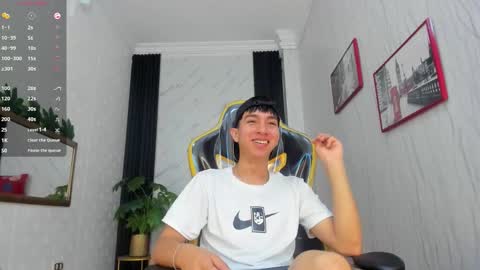 S A M online show from November 13, 8:52 pm