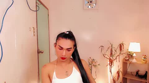 sam online show from December 9, 2:02 am