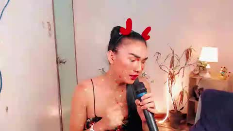 sam online show from December 9, 11:24 pm