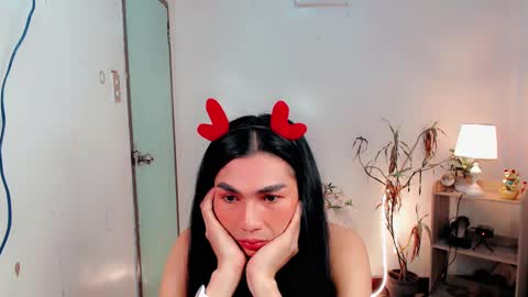 sam online show from December 11, 12:12 am