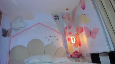 sam_naughty18 online show from July 16, 3:56 am