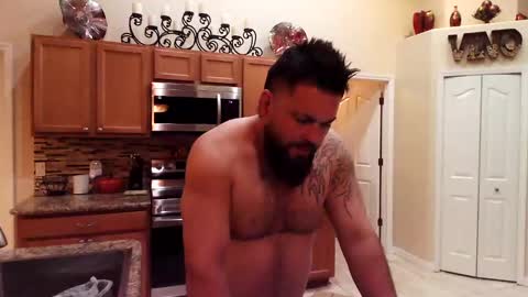 Snapshot of sam_papithebarber chatting on November 14, 3:05 am sam_papithebarber online show from November 14, 3:05 am