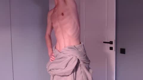 Snapshot of sam_skywalker chatting on July 13, 11:35 am sam_skywalker online show from July 13, 11:35 am