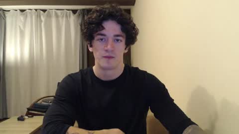 Snapshot of sam_winchest chatting on March 5, 12:27 am Sam online show from March 5, 12:27 am