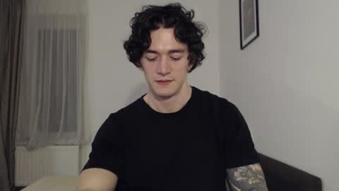 Snapshot of sam_winchest chatting on December 19, 1:23 am Sam online show from December 19, 1:23 am